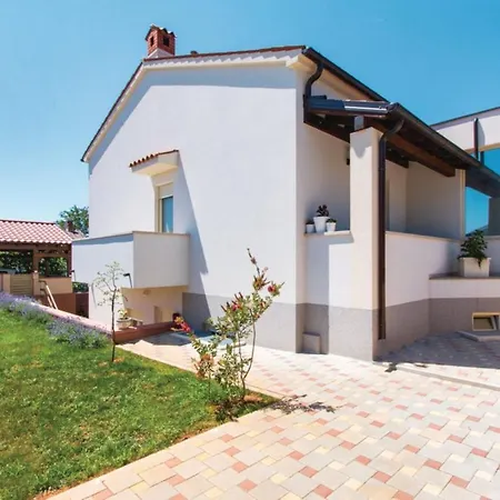 Two Bedroom Valdebecco For 5 Persons 아파트 *