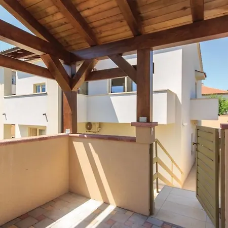 Two Bedroom Valdebecco For 5 Persons