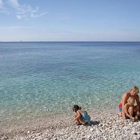 Two Bedroom Valdebecco For 5 Persons