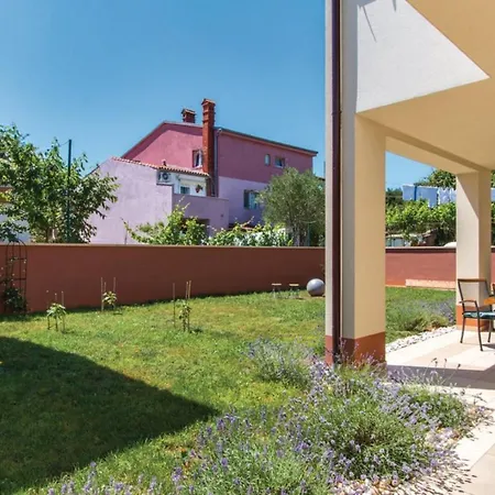 Two Bedroom Valdebecco For 5 Persons Апартаменты Пула